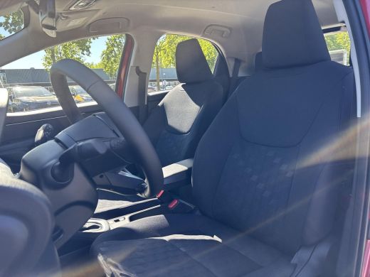 Toyota Yaris 1.5 Hybrid 115 Active | &euro; 2.000 extra inruilwaarde | ActivLease financial lease