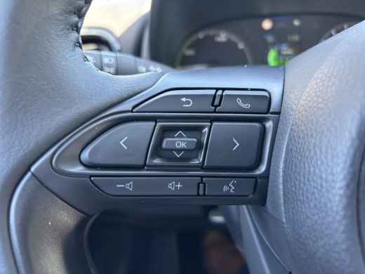 Toyota Yaris 1.5 Hybrid 115 Active | &euro; 2.000 extra inruilwaarde | ActivLease financial lease