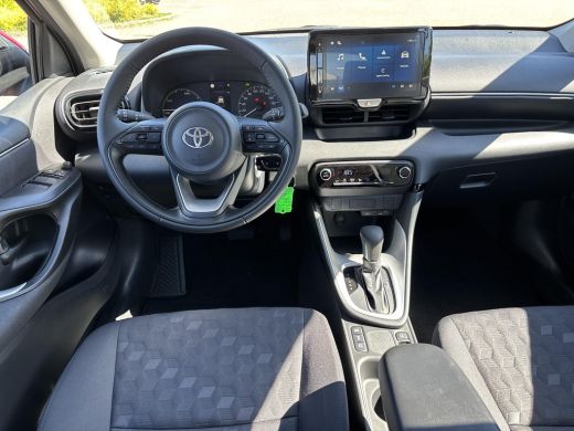 Toyota Yaris 1.5 Hybrid 115 Active | &euro; 2.000 extra inruilwaarde | ActivLease financial lease