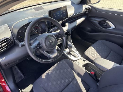 Toyota Yaris 1.5 Hybrid 115 Active | &euro; 2.000 extra inruilwaarde | ActivLease financial lease