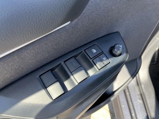 Toyota Yaris 1.5 Hybrid 115 Comfort ActivLease financial lease