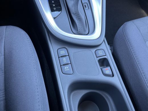 Toyota Yaris 1.5 Hybrid 115 Comfort ActivLease financial lease