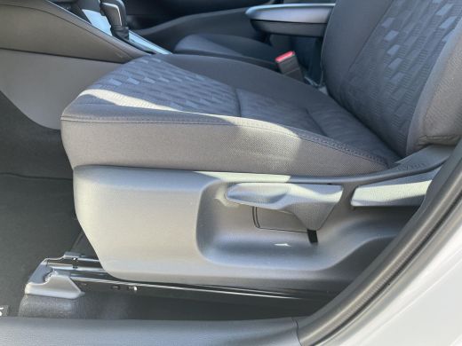 Toyota Yaris 1.5 Hybrid 115 Comfort ActivLease financial lease