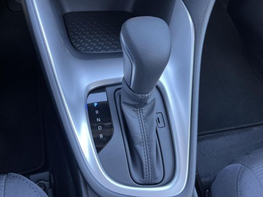 Toyota Yaris 1.5 Hybrid 115 Comfort ActivLease financial lease