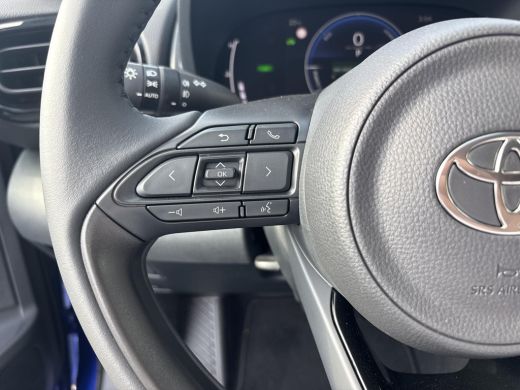 Toyota Yaris 1.5 Hybrid 115 Dynamic MY25 ActivLease financial lease