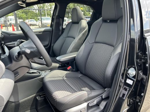 Toyota Yaris 1.5 Hybrid 130 Executive MY25 ActivLease financial lease