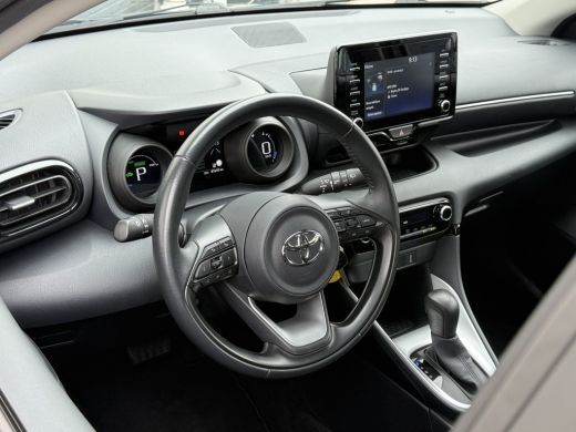 Toyota Yaris 1.5 Hybrid Team D | ACC | CarPlay | Camera | LED | DAB+ ActivLease financial lease