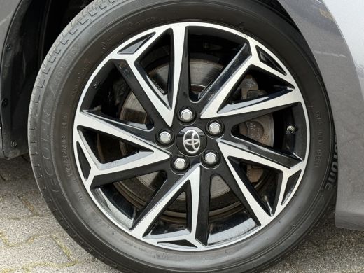 Toyota Yaris 1.5 Hybrid Team D | ACC | CarPlay | Camera | LED | DAB+ ActivLease financial lease