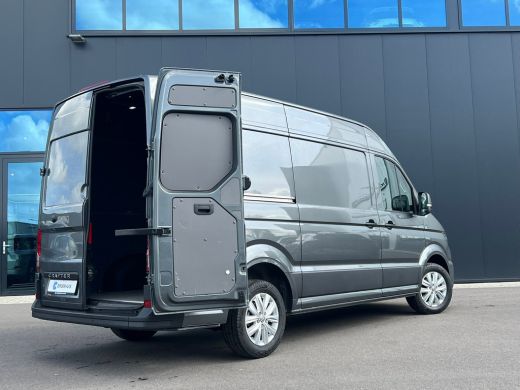 Volkswagen Crafter Automaat 177 pk | Digitaal Display | Navigatie | Parkeersensoren | Laadruimte betimmering | BPM v... ActivLease financial lease