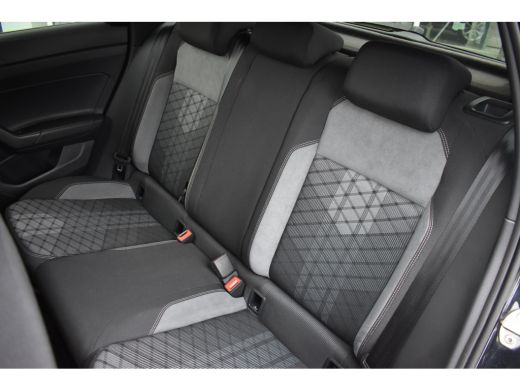 Volkswagen Polo 1.0 TSI 95PK DSG-7 R-Line | NAVI BY APP | 17 INCH | ADAPT. CRUISE | MATRIX LED | SFEERVERLICHTING ActivLease financial lease