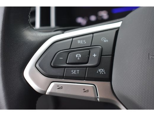 Volkswagen Polo 1.0 TSI 95PK DSG-7 R-Line | NAVI BY APP | 17 INCH | ADAPT. CRUISE | MATRIX LED | SFEERVERLICHTING ActivLease financial lease