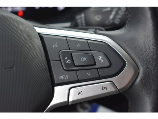 Volkswagen Polo 1.0 TSI 95PK DSG-7 R-Line | NAVI BY APP | 17 INCH | ADAPT. CRUISE | MATRIX LED | SFEERVERLICHTING ActivLease financial lease