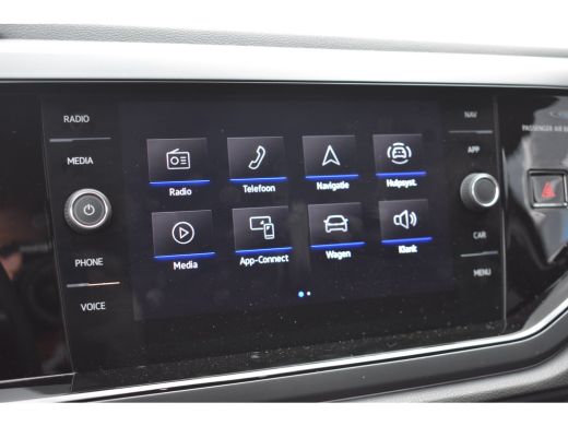 Volkswagen Polo 1.0 TSI 95PK DSG-7 R-Line | NAVI BY APP | 17 INCH | ADAPT. CRUISE | MATRIX LED | SFEERVERLICHTING ActivLease financial lease