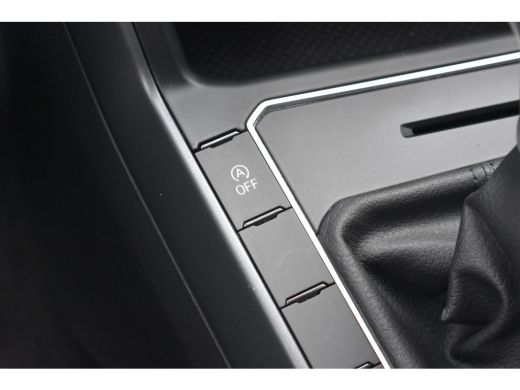 Volkswagen Polo 1.0 TSI 95PK DSG-7 R-Line | NAVI BY APP | 17 INCH | ADAPT. CRUISE | MATRIX LED | SFEERVERLICHTING ActivLease financial lease