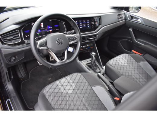 Volkswagen Polo 1.0 TSI 95PK DSG-7 R-Line | NAVI BY APP | 17 INCH | ADAPT. CRUISE | MATRIX LED | SFEERVERLICHTING ActivLease financial lease