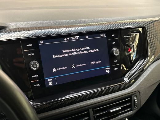 Volkswagen Polo 1.0 TSI Sportline Automaat (VIRTUAL COCKPIT, APPLE CARPLAY, KEYLESS, GROOT NAVI, CLIMATE, SPORTST... ActivLease financial lease