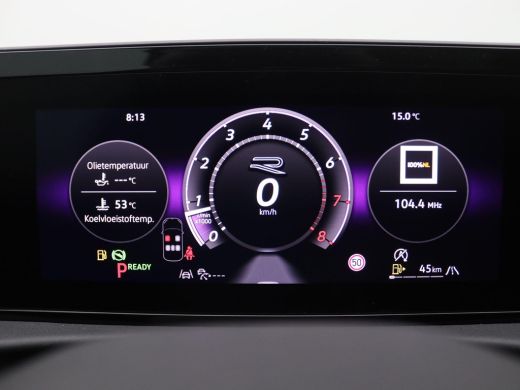 Volkswagen T-Roc 1.5 eTsi R-Line First Edition 150PK DSG Pano-Schuifdak, Trekhaak, Black Style, 20" LM Velgen, Key... ActivLease financial lease