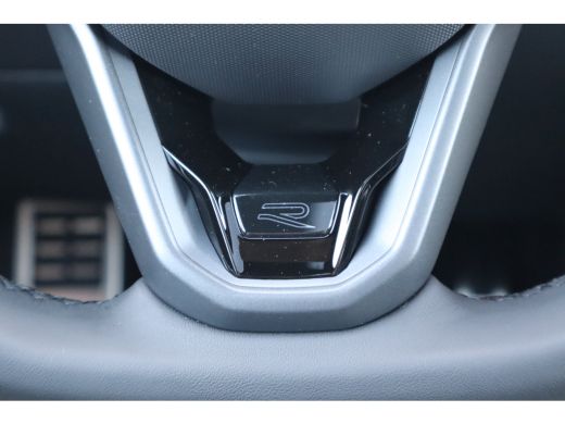 Volkswagen Tayron R-Line Edition | 'App-Connect' draadloze smartphone integratie | Automatische afstandsregeling (A... ActivLease financial lease