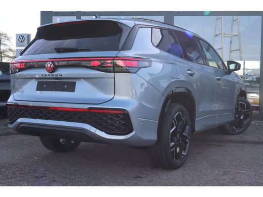 Volkswagen Tayron R-Line Edition | 'App-Connect' draadloze smartphone integratie | Automatische afstandsregeling (A... ActivLease financial lease