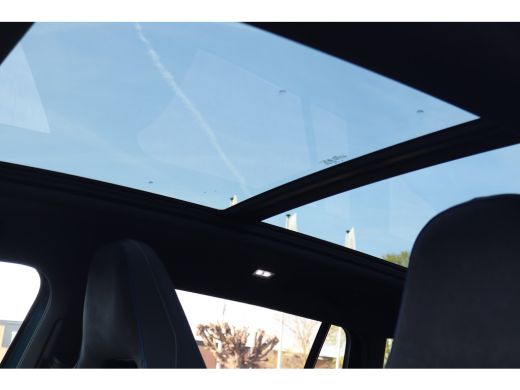 Volkswagen Tiguan R-Line Edition - eHybrid | 'App-Connect' draadloze smartphone integratie | Automatische afstandsr... ActivLease financial lease