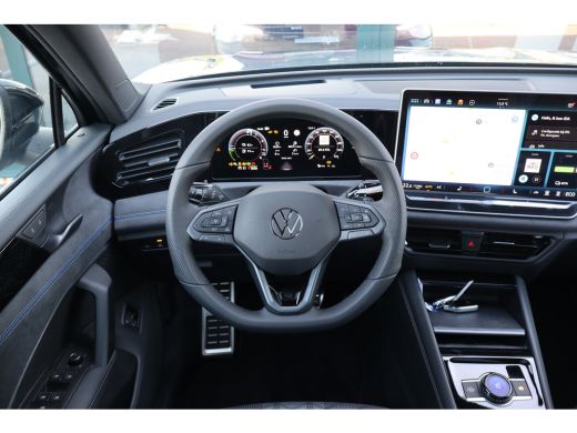 Volkswagen Tiguan R-Line Edition - eHybrid | 'App-Connect' draadloze smartphone integratie | Automatische afstandsr... ActivLease financial lease