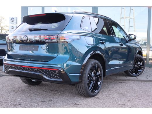 Volkswagen Tiguan R-Line Edition - eHybrid | 'App-Connect' draadloze smartphone integratie | Automatische afstandsr... ActivLease financial lease