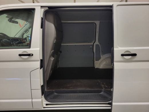 Volkswagen Transporter 2.0TDI 150pk Imperiaal Euro 6! ActivLease financial lease
