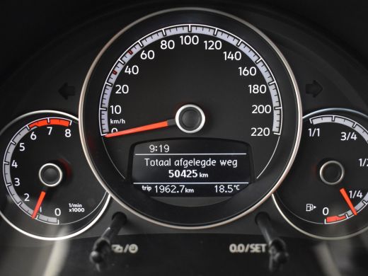 Volkswagen up! 1.0 65 PK | Airco | Smartphone integratie | Bleuthooth | DAB | LED dagrijverlichting | ActivLease financial lease