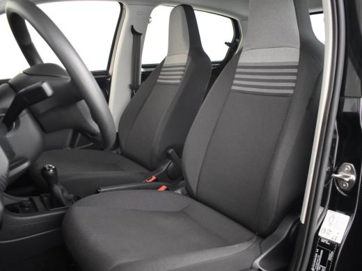 Volkswagen up! 1.0 65 PK | Airco | Smartphone integratie | Bleuthooth | DAB | LED dagrijverlichting | ActivLease financial lease