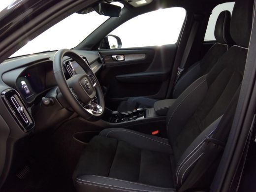 Volvo  EX40 Single Motor Extended Range Ultra 82 kWh Panodak 20" | 360 Camera | Panoramadak | Pilot Assist | ... ActivLease financial lease