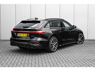 Audi A5 Avant 2.0 e-hybrid quattro S edition | Panoramadak | 360 camera | Passenger Display | Stoelverwar...