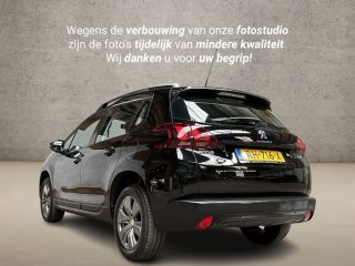 Peugeot 2008 1.2 PureTech Sport (APPLE CARPLAY, NAVIGATIE, CRUISE, PARKEERSENSOREN, SPORTSTOELEN, LM VELGEN, N...