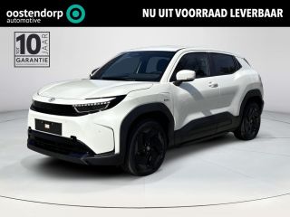 Toyota Urban Cruiser Dynamic 61 kWh **ARTIC WHITE/ ELEKTRISCH/ DIRECT LEVERBAAR**