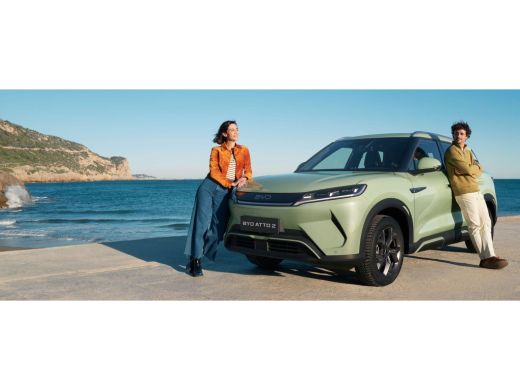 BYD ATTO 2 Comfort 65 kWh | Voorraad Deals | Panoramadak | Adaptive Cruise Control |  430 KM WLTP | Elektris... ActivLease financial lease