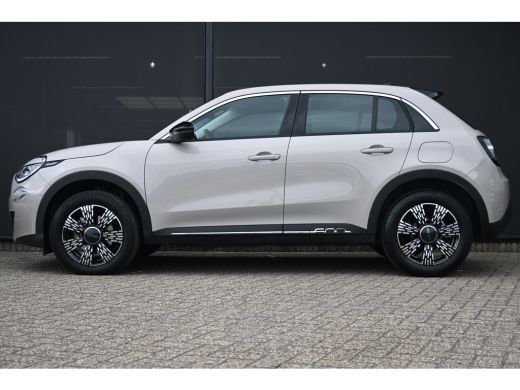 Fiat 600 1.2 Hybrid Urban 110pk | Pack Style + Comfort | Navigatie | Stoelverwarming | Voorruitverwarming ... ActivLease financial lease