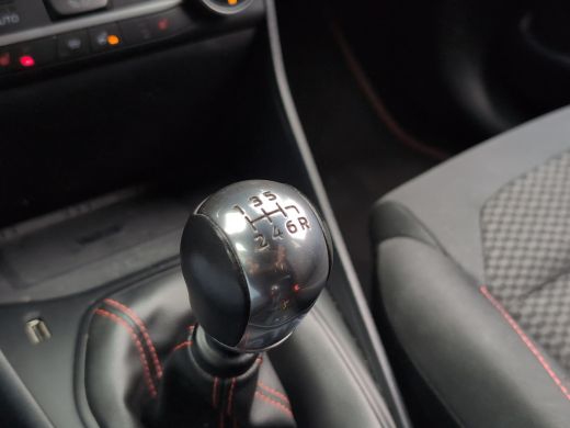 Ford Fiesta 1.0 ST-Line X | Winterpack | Cruise Control | B&O Audio | CarPlay | Navi | | Audio installatie pr... ActivLease financial lease