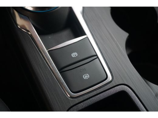 Ford Kuga 2.5 PHEV ST-Line X | Black Package | Elektrisch glazen panorama-dak | Lichtmetalen velgen 20" ActivLease financial lease