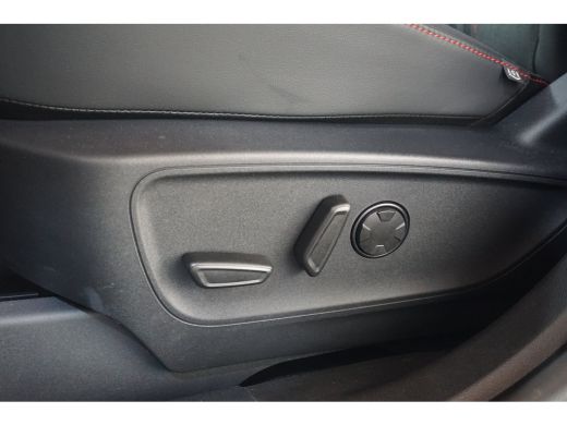 Ford Kuga 2.5 PHEV ST-Line X | Black Package | Elektrisch glazen panorama-dak | Lichtmetalen velgen 20" ActivLease financial lease