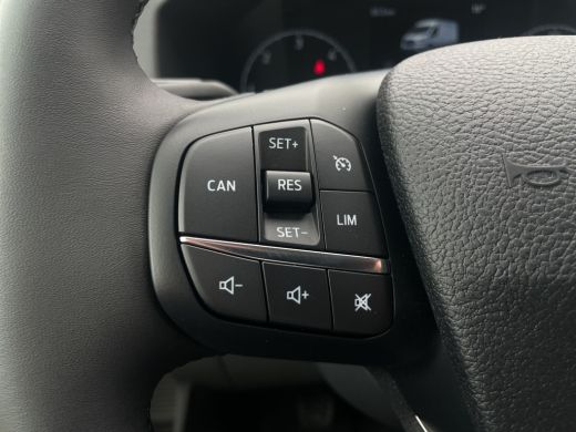 Ford Transit 350 2.0 TDCI L4H3 Trend RWD Navigatie | Trekhaak | All Seasonbanden | ActivLease financial lease