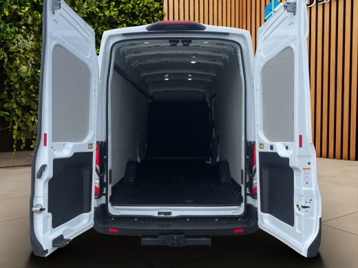 Ford Transit 350 2.0 TDCI L4H3 Trend RWD Navigatie | Trekhaak | All Seasonbanden | ActivLease financial lease
