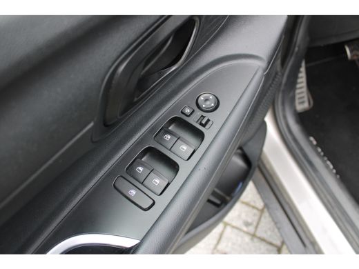 Hyundai Bayon 1.0 T-GDI Comfort Smart | Automaat | Navigatie | Airco | Cruise Control | | Achteruitrijcamera | ... ActivLease financial lease