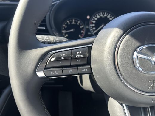 Mazda 3 2.5 e-SkyActiv-G M Hybrid 140 Exclusive-line | 360 &deg; camera | Stoel-Stuur verwarming | Apple CarP... ActivLease financial lease