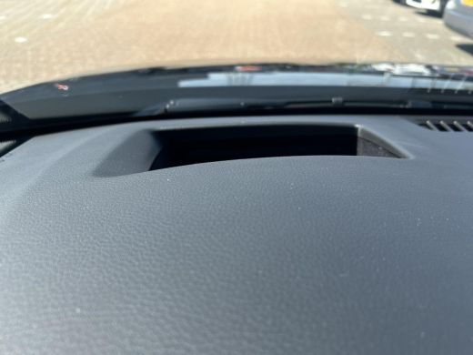 Mazda 3 2.5 e-SkyActiv-G M Hybrid 140 Exclusive-line | 360 &deg; camera | Stoel-Stuur verwarming | Apple CarP... ActivLease financial lease