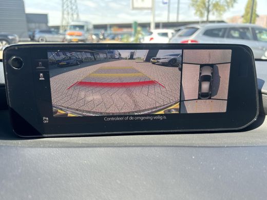 Mazda 3 2.5 e-SkyActiv-G M Hybrid 140 Exclusive-line | 360 &deg; camera | Stoel-Stuur verwarming | Apple CarP... ActivLease financial lease