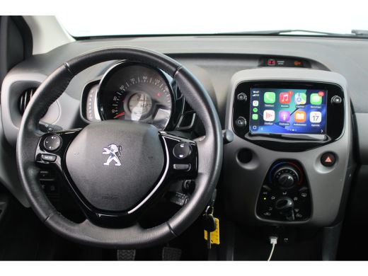 Peugeot 108 1.0 e-VTi Active | Camera | CarPlay | Electrisch pakket | Privacy Glass | Mistlampen | Camera | C... ActivLease financial lease