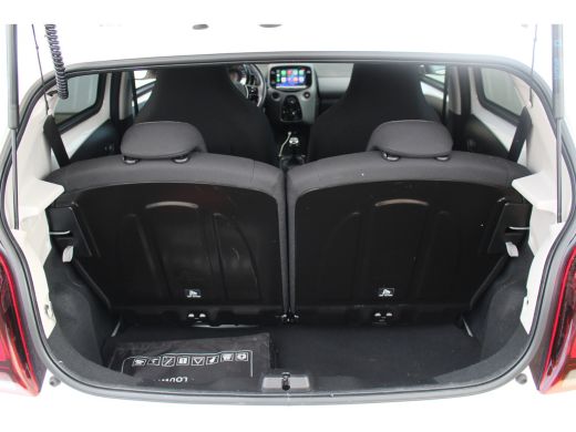 Peugeot 108 1.0 e-VTi Active | Camera | CarPlay | Electrisch pakket | Privacy Glass | Mistlampen | Camera | C... ActivLease financial lease