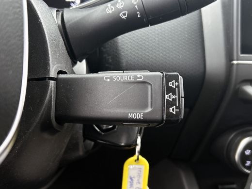 Renault Clio 1.0 TCe Zen / 6 Versn. / 5Drs. / Pdc./ Airco / Navigatie / Radio multimedia / Apk 04-2027 ActivLease financial lease