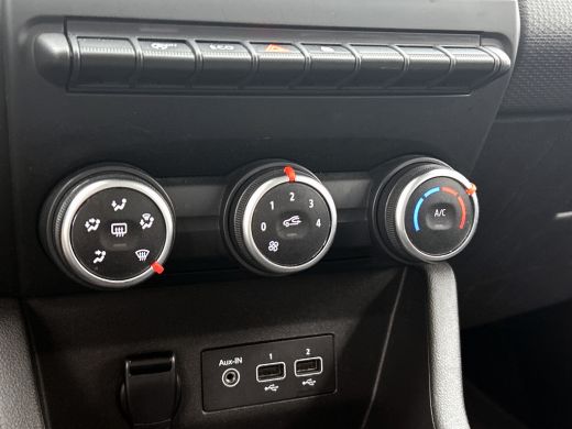 Renault Clio 1.0 TCe Zen / 6 Versn. / 5Drs. / Pdc./ Airco / Navigatie / Radio multimedia / Apk 04-2027 ActivLease financial lease