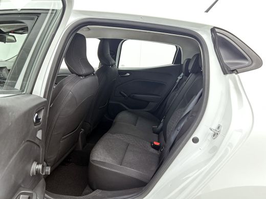 Renault Clio 1.0 TCe Zen / 6 Versn. / 5Drs. / Pdc./ Airco / Navigatie / Radio multimedia / Apk 04-2027 ActivLease financial lease