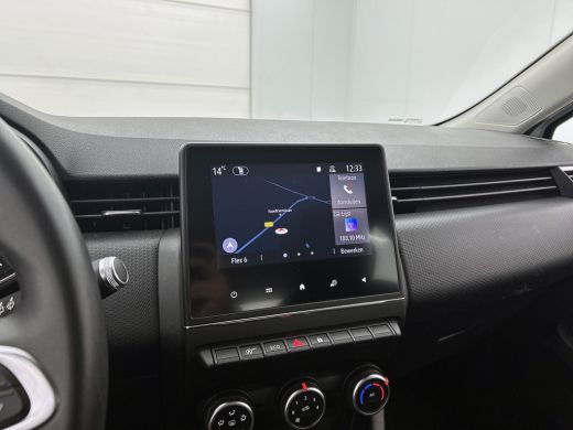 Renault Clio 1.0 TCe Zen / 6 Versn. / 5Drs. / Pdc./ Airco / Navigatie / Radio multimedia / Apk 04-2027 ActivLease financial lease